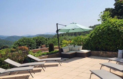 Montauroux Villa | Pretty provençal villa on hillside near Montauroux