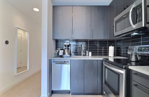 Five Points South Apartment | Prime Bham Location | Walk to UAB, Park & Dining