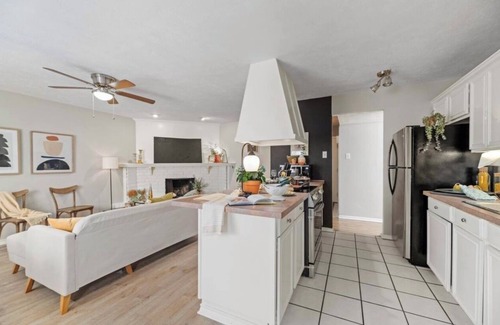 North Richland Hills House | PRIME LOCATION ALERT! 3 Bed 2Ba Luxury Home
