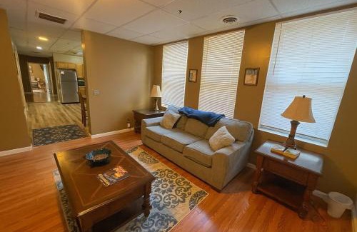 Morgantown Apartment | Prime Location! 2BR-3BA Near WVU & Downtown Fun