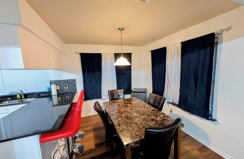 North Arlington House | Prime Location Arlington's Finest