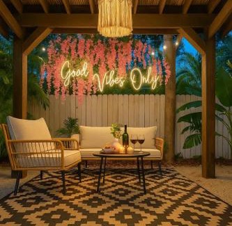Buena Vista House | Prime Location Home W BBQ & Free Parking
