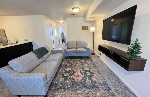 Manhattan Apartment | Prime Location - Near KSU Stadium & Hospital