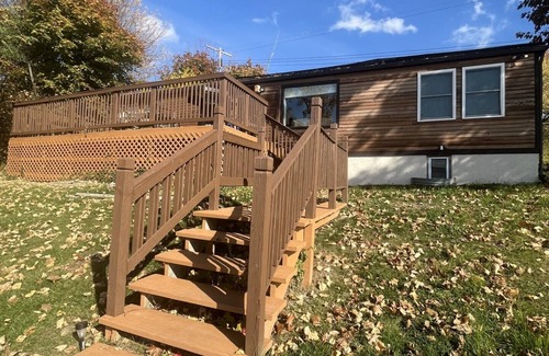 Town of Varick House | Prime location - Ranch House on Seneca Lake