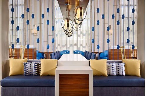 Monmouth Junction Hotel | Prime Location! Stay in Princeton! Enjoy Seasonal Pool and Free Breakfast!