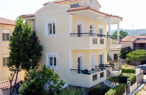 Asprovalta Villa | Prime Luxury Villa beach front