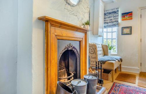 Tealby House | Primrose Cosy Cottage