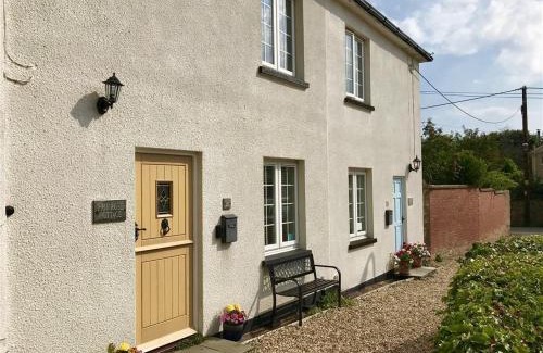 Budleigh Salterton House | Primrose Cottage