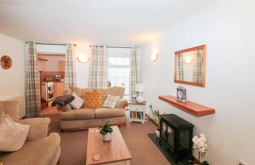 Paignton House | Primrose Cottage
