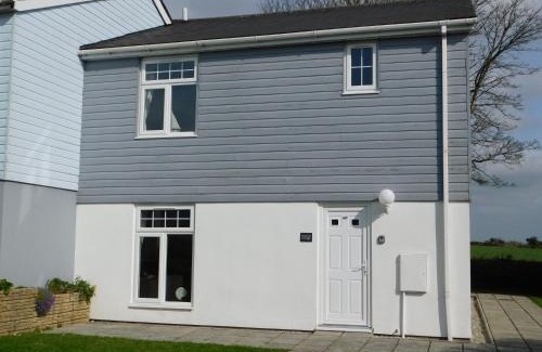 Saint Columb Major House | Primrose Cottage, spacious 4 bed house near Newquay