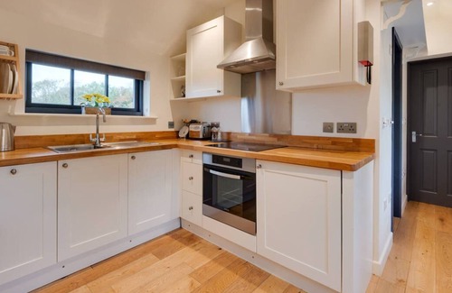Mayfield House | Primrose Lodge in the beautiful Mayfield