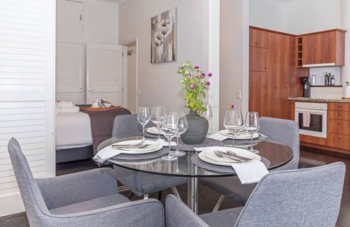 Auckland Central Business District House | Princes Wharf 1BR Home Away From Home