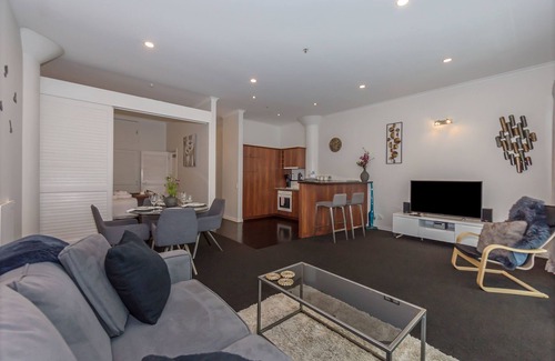 Auckland Central Business District House | Princes Wharf 1BR Home Away From Home