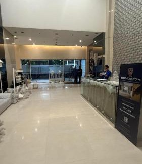 Valencia Apartment | Princeton condo near gilmore STA Wifi Netflex