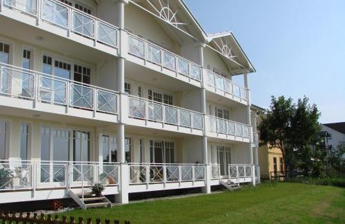 Sassnitz Villa | Prinz Heinrich App3
