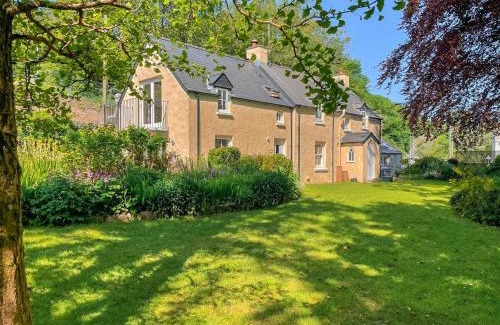Haverfordwest House | Priory Stile