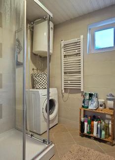 Lazi Apartment | PriSMi