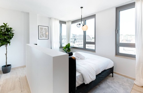 Ville Haute Apartment | Pristine 2BR Apt in Ville Haute District