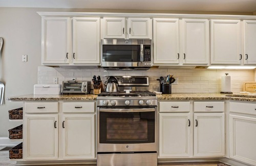 West Hartford Condo | Pristine Condo, Amazing Golf Views | Fox Hollow 8B