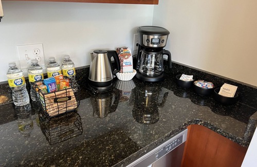 Traverse City Condo | Pristine Condo, Close to Downtown, Beaches, GT Commons, and Restaurants