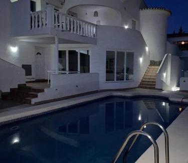 Jalon House | Privé vakantiewoning "Casa Stirio" met zwembad regio calpé-jalon