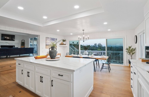 Fallbrook Villa | Priv. Resort! Mountain Views Oasis- Heated Pool & Spa, Game Rm, Temecula-8 miles