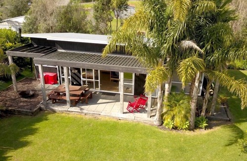 Whangapoua House | Privacy and family fun - Whangapoua gem -Opera 145
