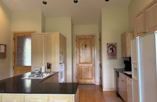 Sun Valley House | Private 2-Br Gimlet Home with Mountain View’s and River Access