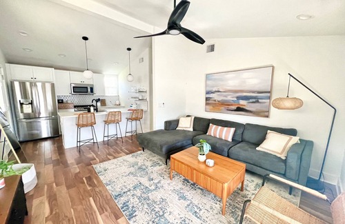 East MLK House | Private/2BR/2BA/GAMES/IDEAL LOCATION