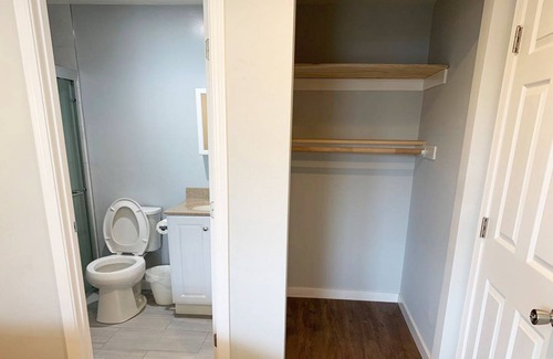 Parkside House | Private 3BR/2BA/Pet Friendly Next To Ocean Beach