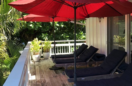 Wainiha House | Private and Quiet Luxury Beach House 3 minute walk to beach TVNC#5151