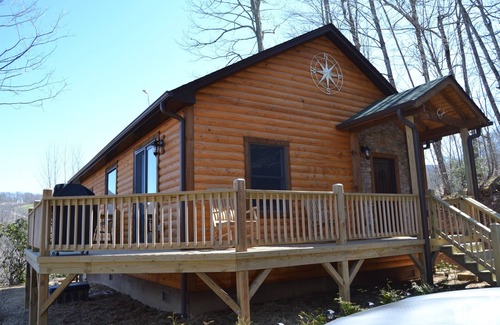 Cranberry Falls Cabin | Private and quiet mountain getaway.