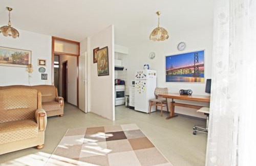 Muhlenberg Apartment | Private Apartment