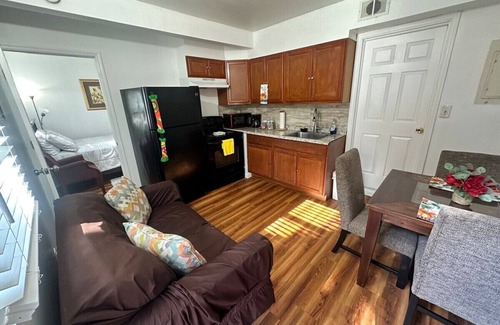 Lilburn Apartment | Private Apartment Entrance in Lilburn