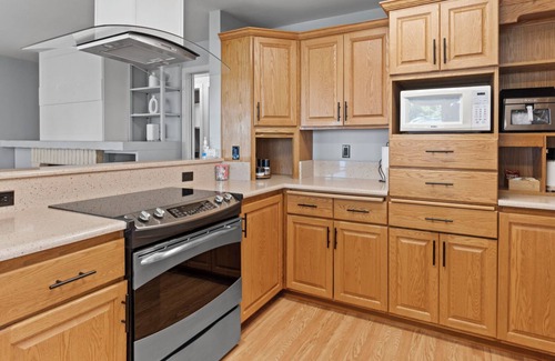 Poulsbo House | Private Beach in Little Norway, Hot Tub, 4000 sqft nad more!