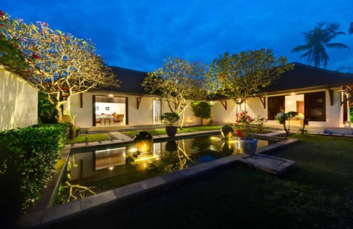 Kelating Villa | Private Beachside Escape with Lush Grounds – Bali Villa 1044