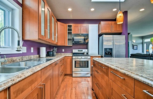 Marshall House | Private Blue Ridge Home w/Hot Tub, Mountain Views