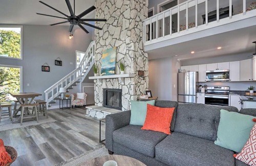 Lake Ozark House | Private Boat Dock and Deck Lakefront Home!