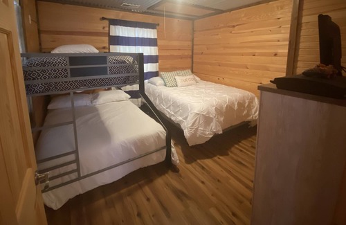 Morris Chapel Cabin | Private community boat ramp & only 20 minutes from Pickwick Dam