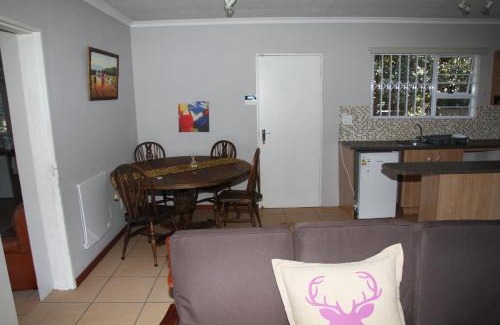 Greater Johannesburg Metropolitan Area Bed & Breakfast | Private Cottages