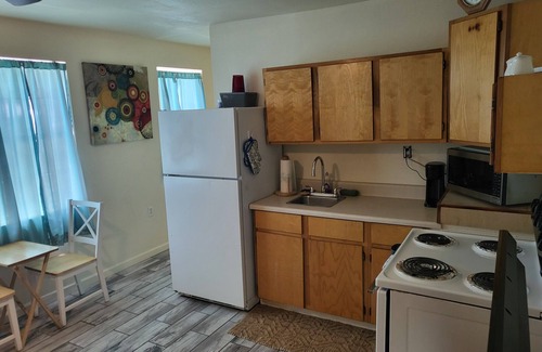 Bay VIew Addition Cottage | Private & cute as a button! 1400 p/m! Pets OK BBQ & seating on your deck! 400p/w