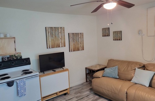 Bay VIew Addition Cottage | Private & cute as a button! 1400 p/m! Pets OK BBQ & seating on your deck! 400p/w