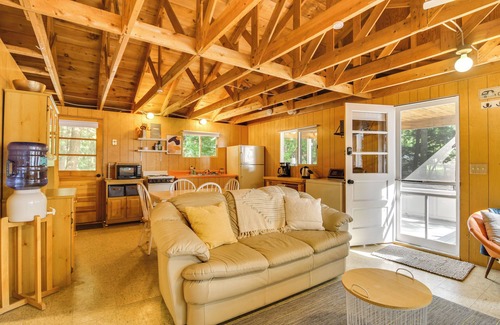 Sidney Cottage | Private Dock on Messalonskee Lake: Cozy Cottage!
