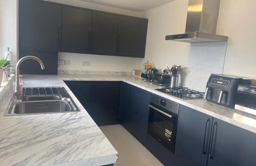 Riverside House | Private double room in our Cardiff Home