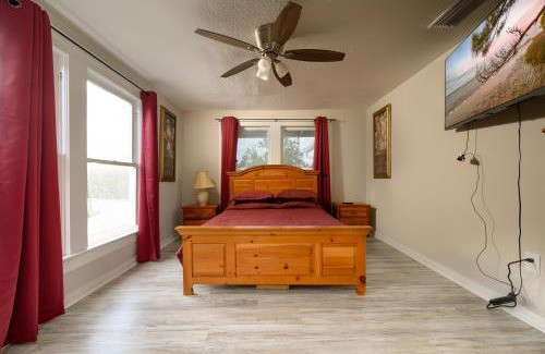Winter Haven House | Private Ensuite In Historic Home
