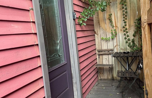 St. Augustine House | Private Entrance, walking distance to St George with many tourist attractions