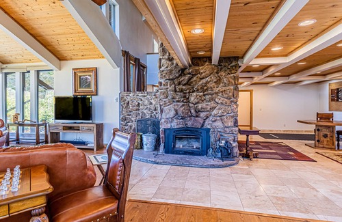 Steamboat Springs House | Private Estate Perfect for Large Groups (16+)