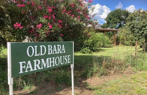 Central Mudgee House | Private Farmhouse and garden, located between Mudgee & Rylstone