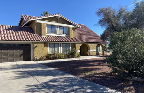 Spring Valley House | Private Full Bed with a Shared Bathroom and TV with Roku