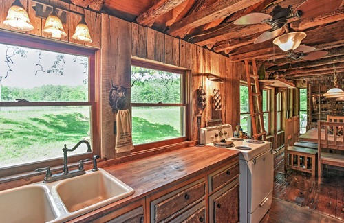 Advance Cabin | Private Getaway on 270 Acres w/Lake: Swim & Canoe